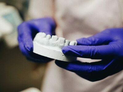 <strong>Here Are 6 Signs That You Should Consider Root Canal Therapy</strong> Root Canal Therapy