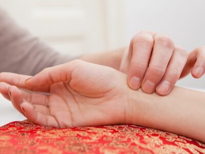 Patient Care Beyond Medication: The Holistic Medicine Specialist's Approach Holistic Medicine