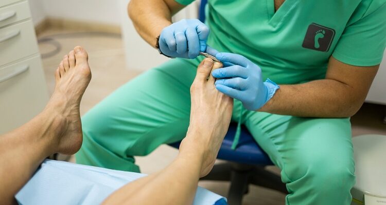 Understanding the Role of a Podiatrist Podiatrist